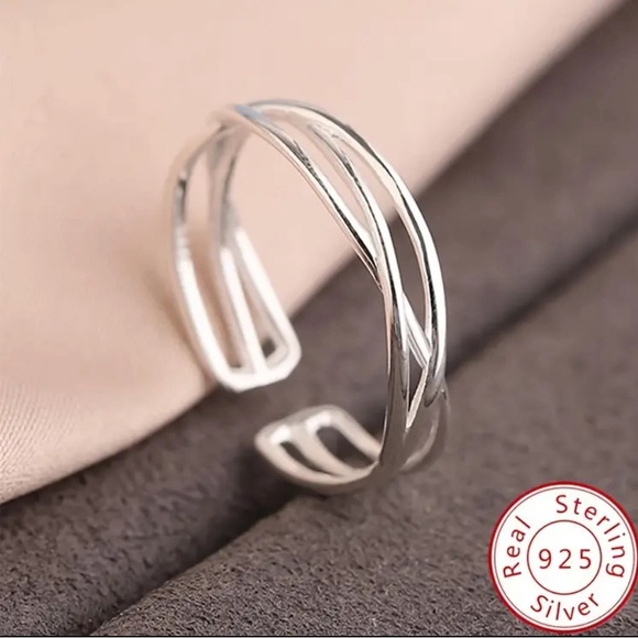 NWT Sterling Silver 925 Twisted Cuff Ring-OS Intertwined Silver Design
MSRP $45 - Picture 3 of 12